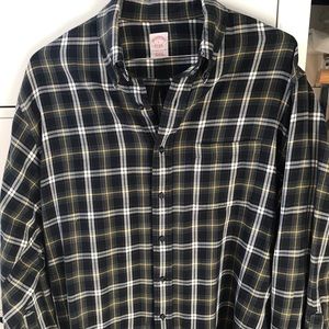 Men’s Brooks Brothers plaid flannel shirt
